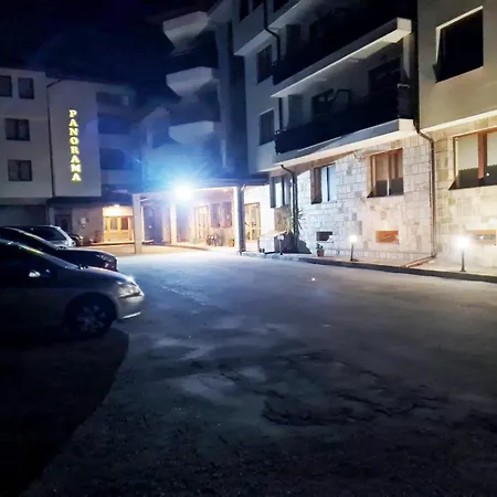 Апартаменты приветливо студио с балкон и изглед към снежанка, до писта пампорово-стойките