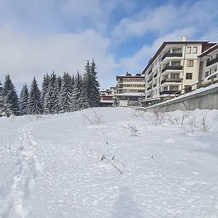 приветливо смарт студио, с изглед към снежанка и писта пампорово-стойките Appartamento *