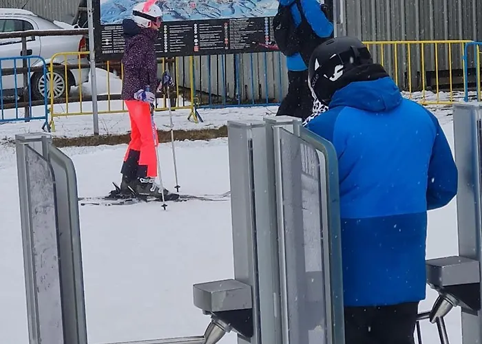 Διαμέρισμα приветливо смарт студио, с изглед към снежанка и писта пампорово-стойките Stoykite